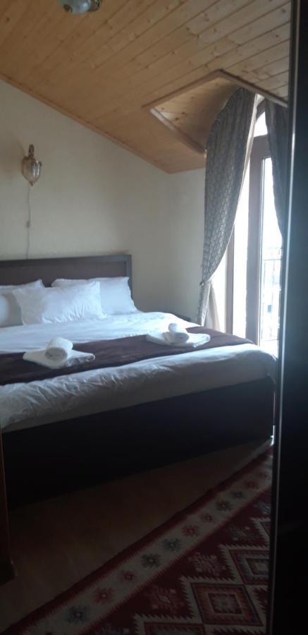 Hotel Iveria Kazbegi Ngoại thất bức ảnh