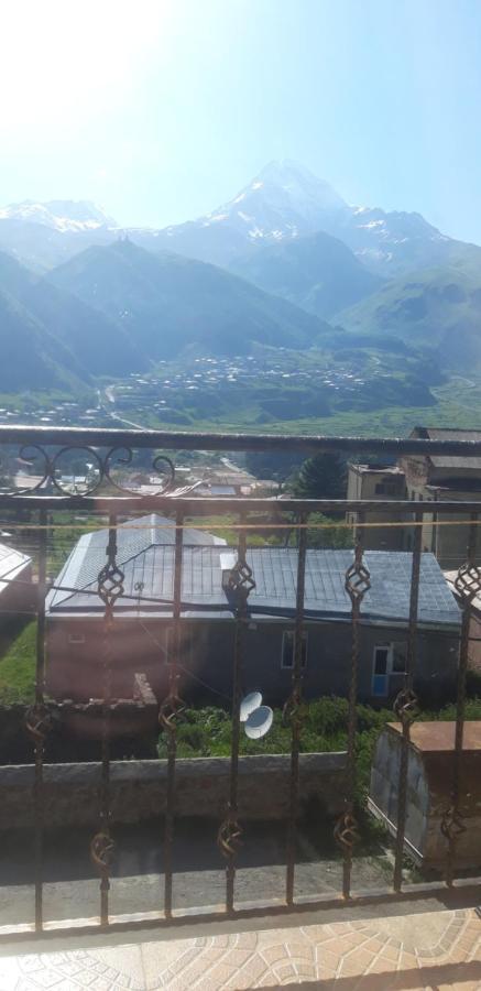 Hotel Iveria Kazbegi Ngoại thất bức ảnh