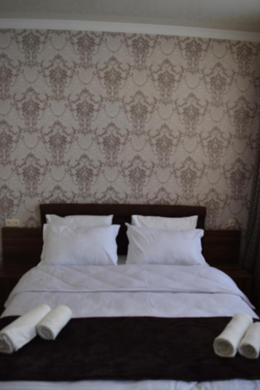Hotel Iveria Kazbegi Ngoại thất bức ảnh