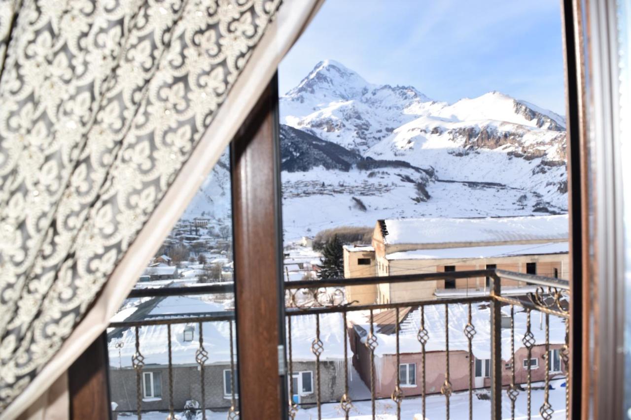 Hotel Iveria Kazbegi Ngoại thất bức ảnh