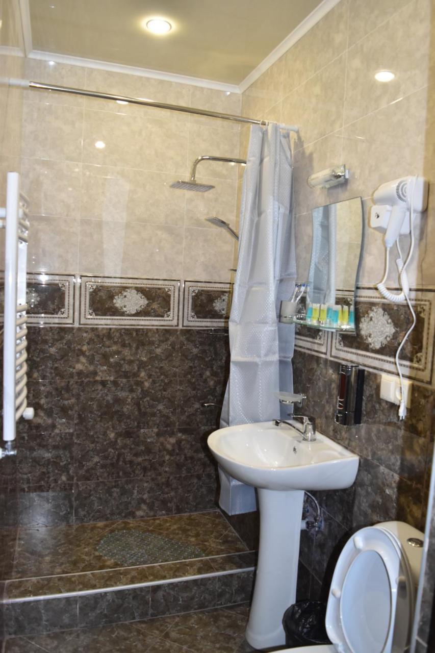Hotel Iveria Kazbegi Ngoại thất bức ảnh