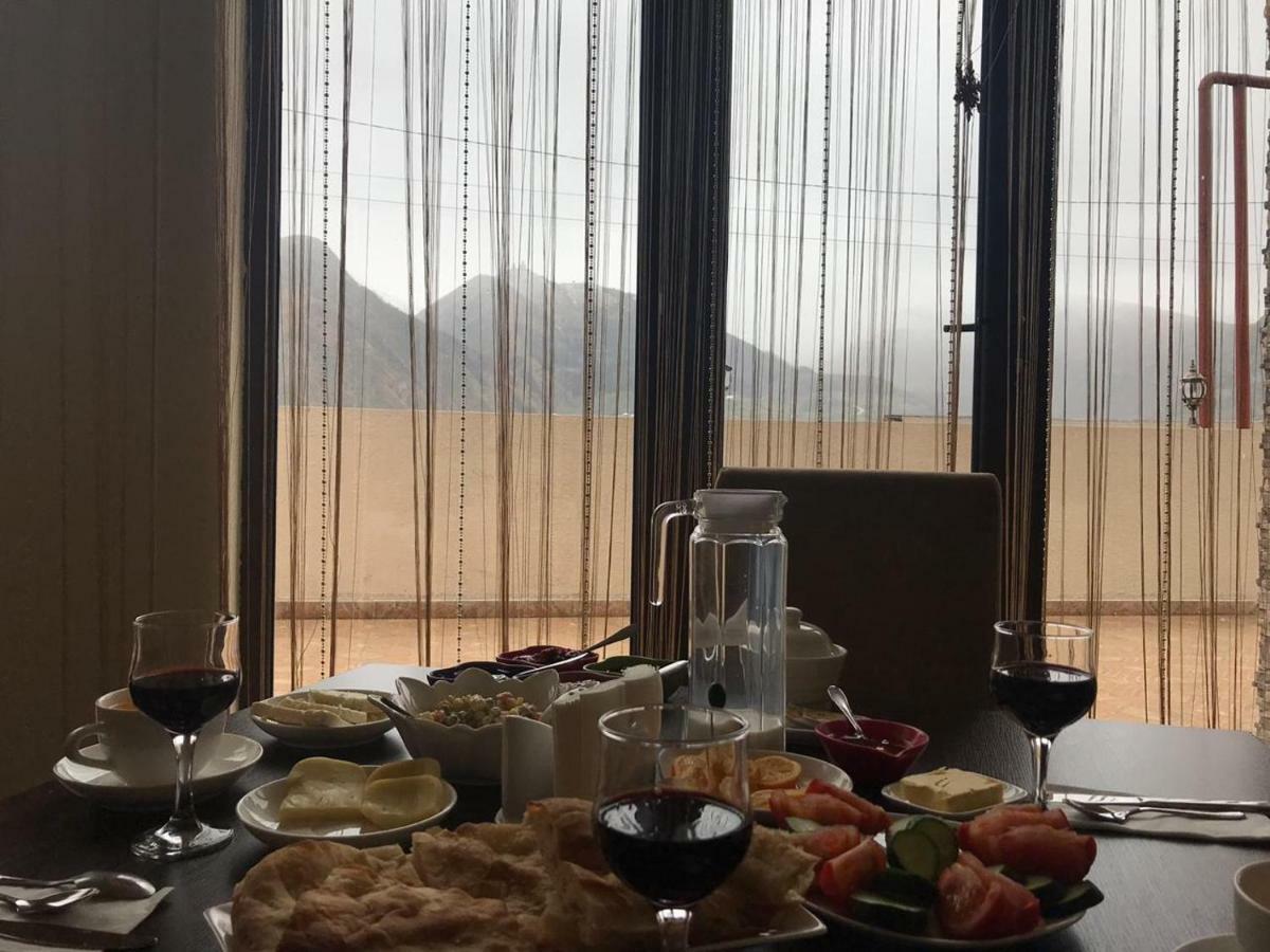 Hotel Iveria Kazbegi Ngoại thất bức ảnh
